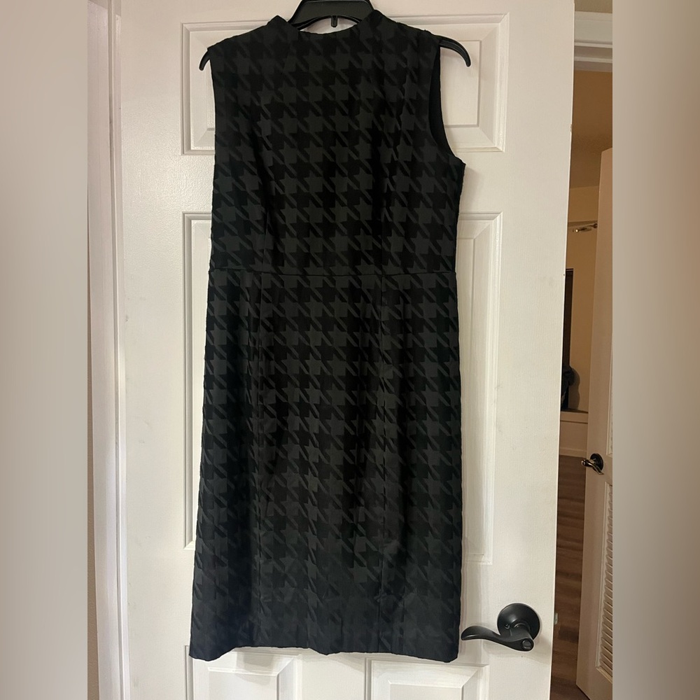 Ann Taylor Black Houndstooth Midi Dress
